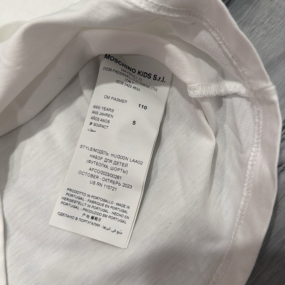 Moschino Set - Picture 2 of 3